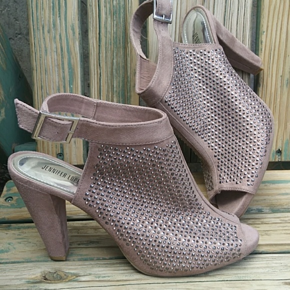 Jennifer Lopez Shoes - 🍁Jennifer Lopez Sashablush Peep Toe Studded Heels